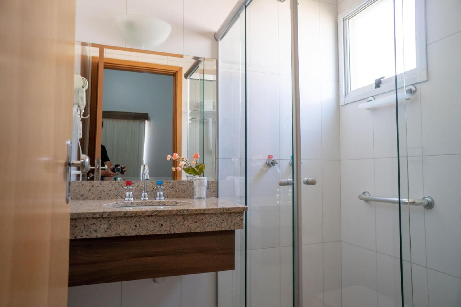 Lagoa Eco Towers Hotel
